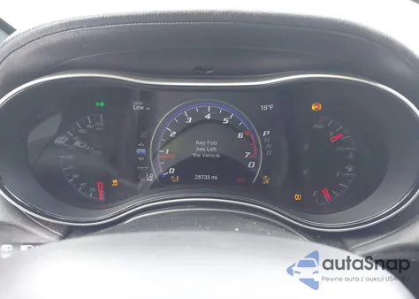 2021 Jeep Grand Cherokee Trackhawk 4X4 z USA, uszkodzony, nr VIN 1C4RJFN99MC822394